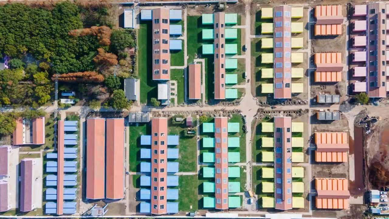 Shipping Container Homes 16