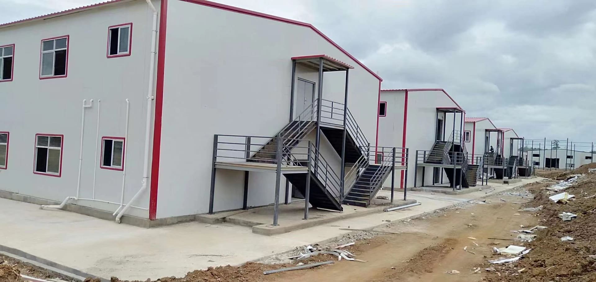 Prefabricated K House