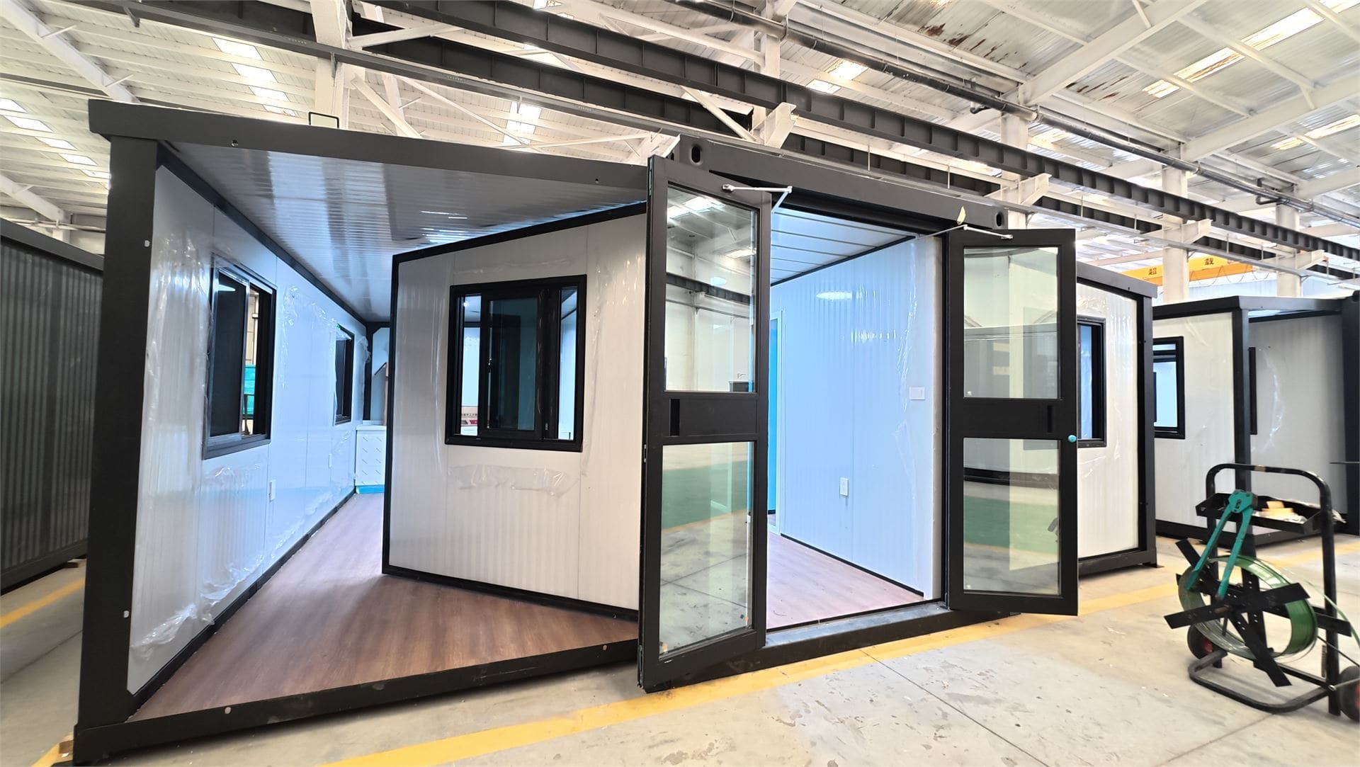 Expandable Container materials